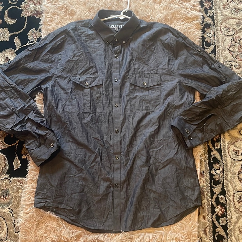 Men’s Express button up!